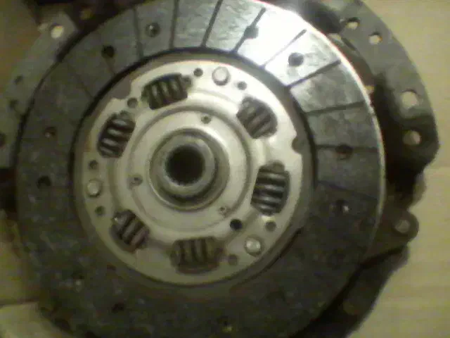 دیسک و صفحه کلاچ والئو سبز فرانسه پژو ۴۰۵|قطعات یدکی و لوازم جانبی|تهران, زنجان جنوبی|دیوار