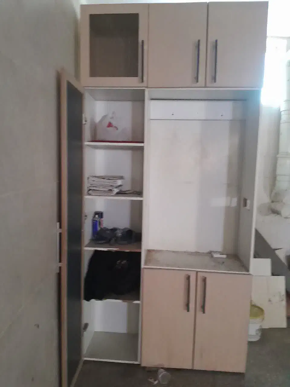 جاکفشی و جالباس|جاکفشی، کمد، دراور|یزد, |دیوار