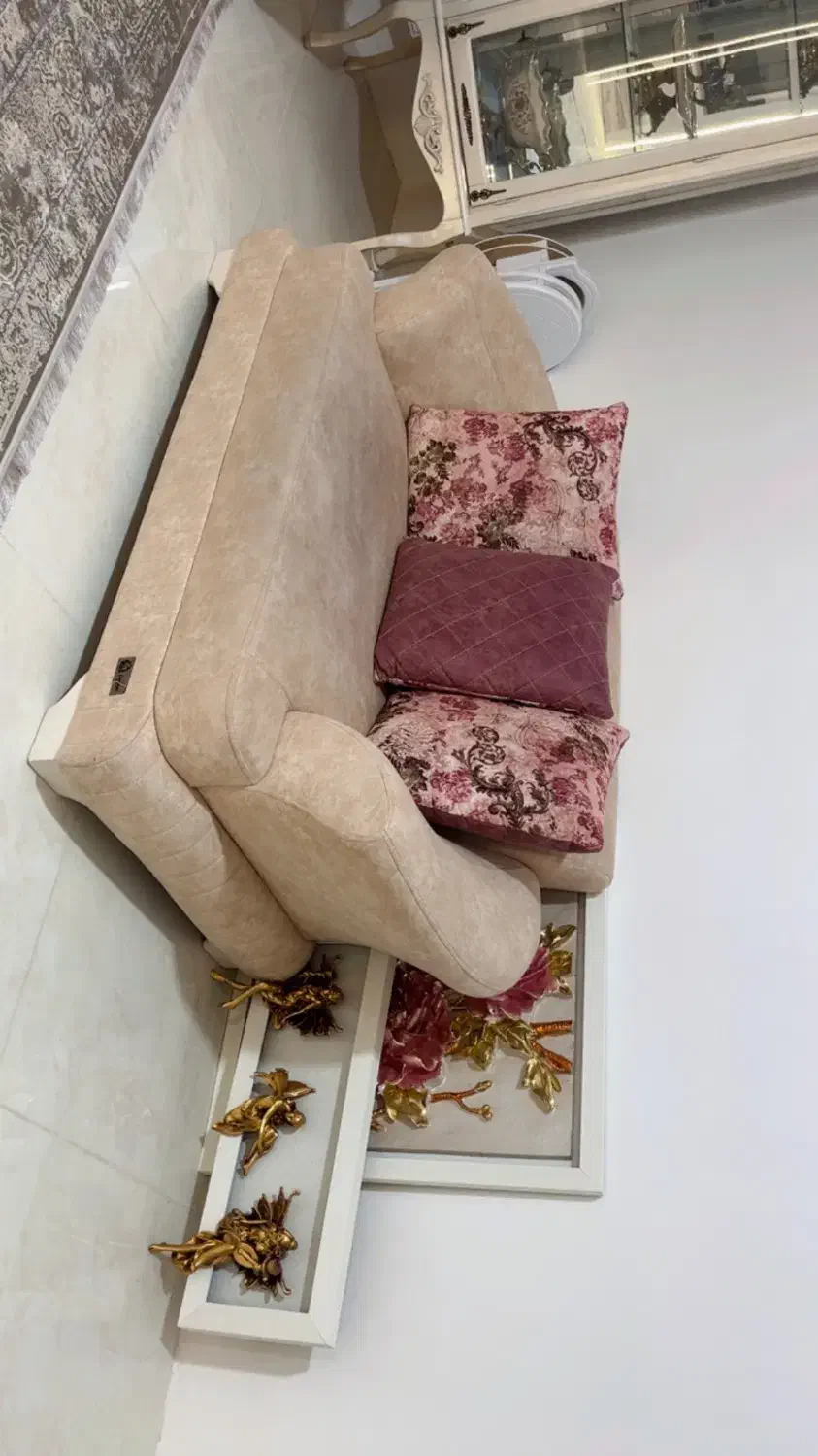 مبل راحتی و ست غذاخوری۶ نفره|مبلمان خانگی و میز عسلی|دشتابی, |دیوار