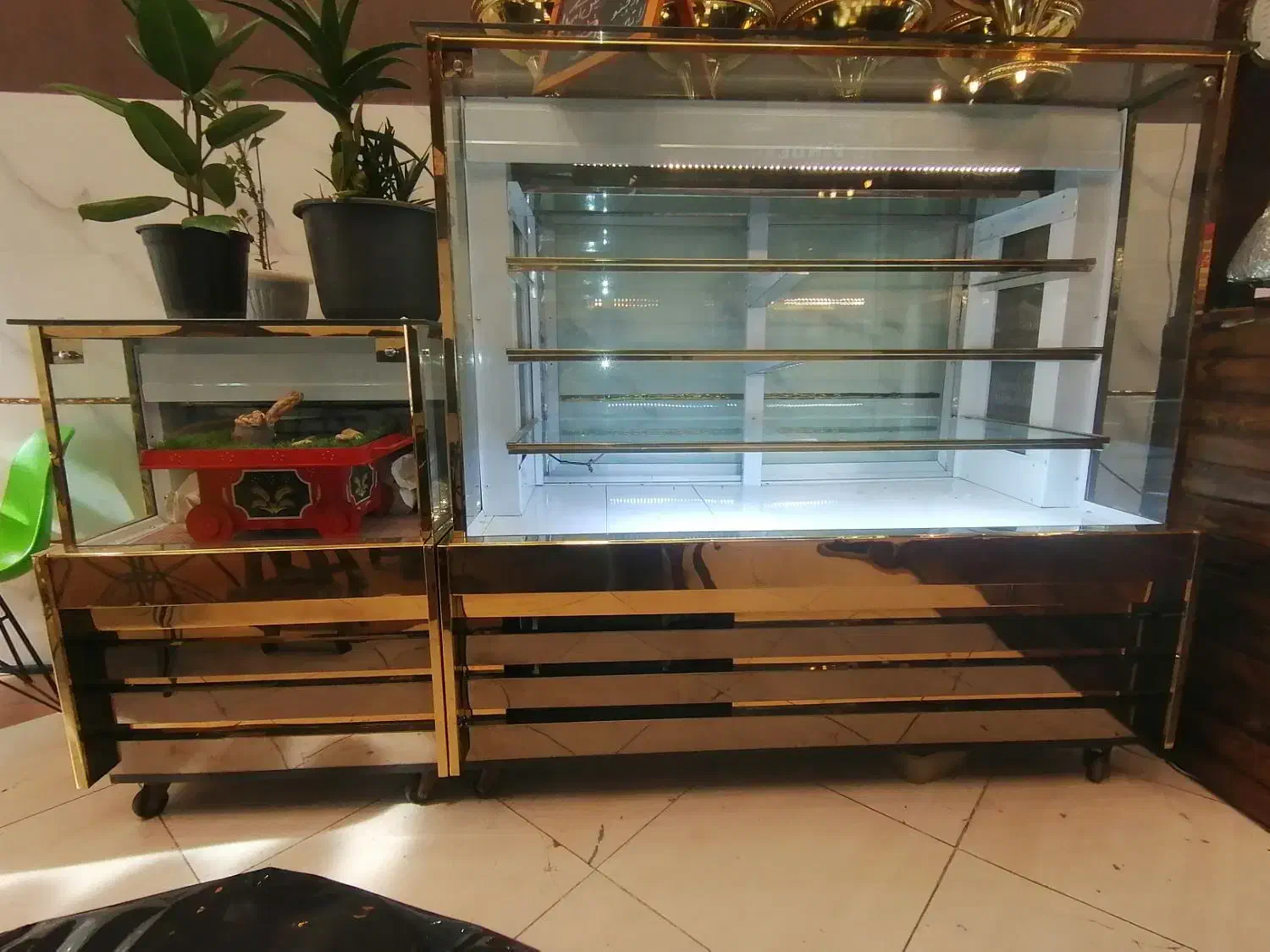 یخچال ویترین آکواریومی، ویترینی 1.5 و تاپینگ|یخچال و فریزر|تبریز, |دیوار