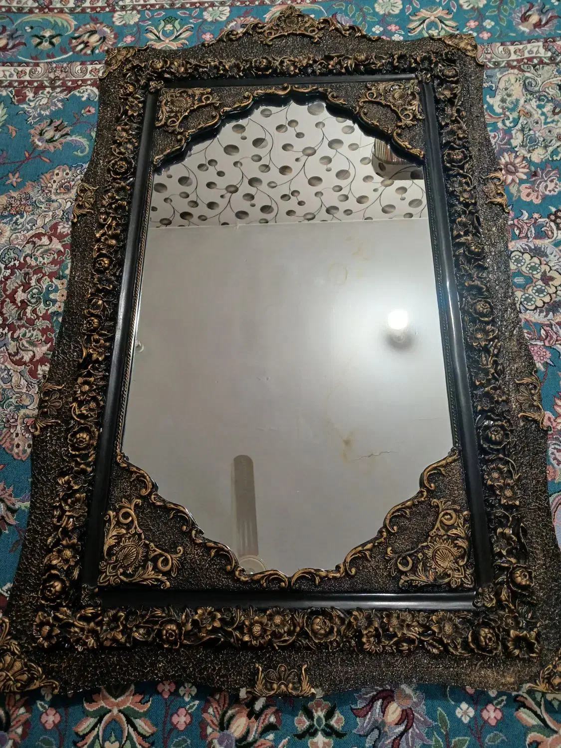 آینه قدی بزرگبه رنگ مشکی طلایی|آینه|رشت, سلیمانداراب|دیوار