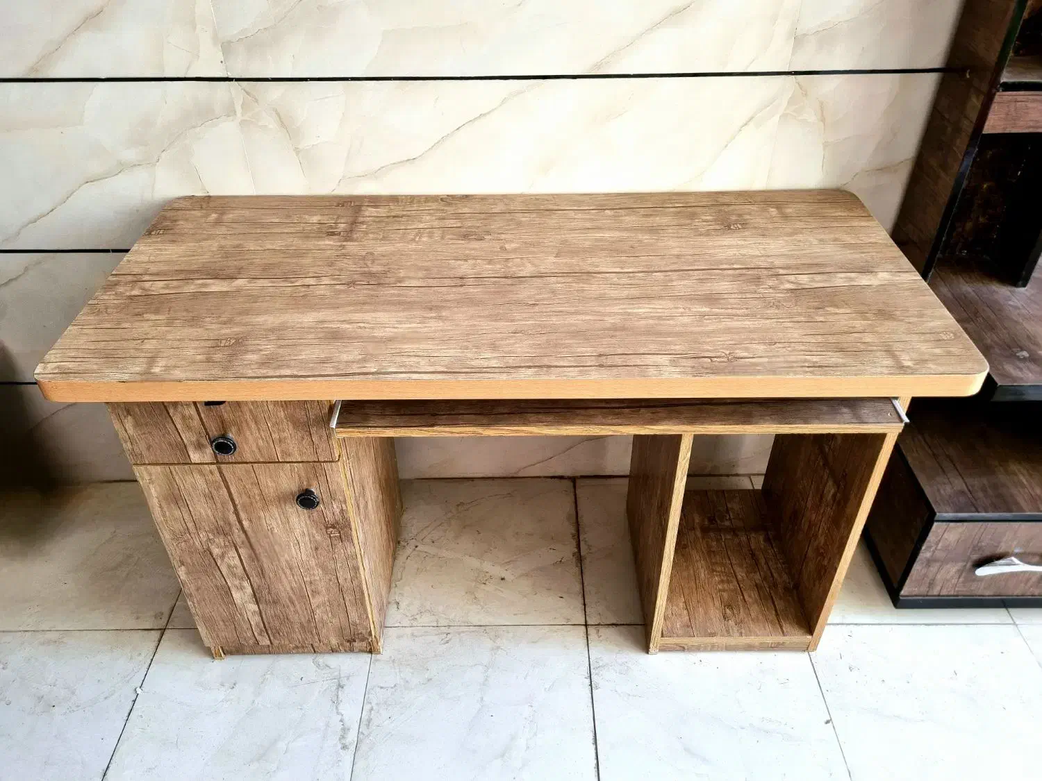 میز تلویزیون و میز تحریر|میز تلویزیون|سراب, |دیوار