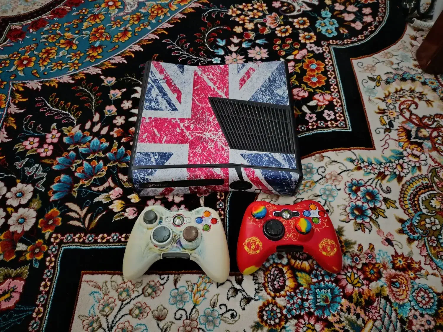 ایکس باکس 360 اسلیم  درحد آکبند جفت دسته|کنسول، بازی ویدئویی و آنلاین|اراک, |دیوار