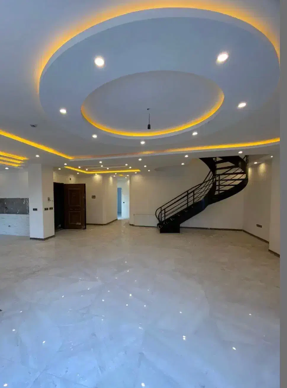 رهن دوبلکس ۴ خواب در چهارراه گلسار|اجارهٔ آپارتمان|رشت, سعدی (تختی)|دیوار