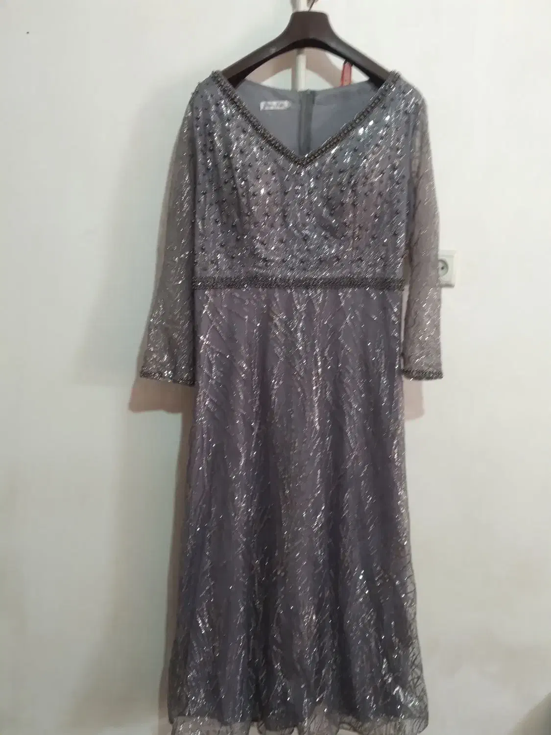 لباس مجلسی|لباس|بروجرد, |دیوار