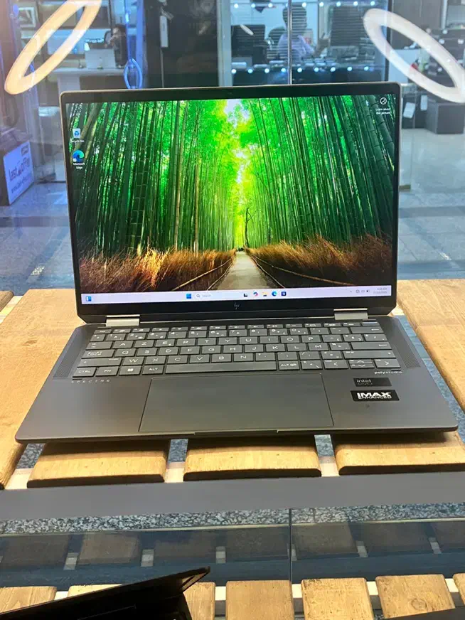 HP Specter ultra 7|رایانه همراه|تهران, فلسطین (میدان انقلاب)|دیوار