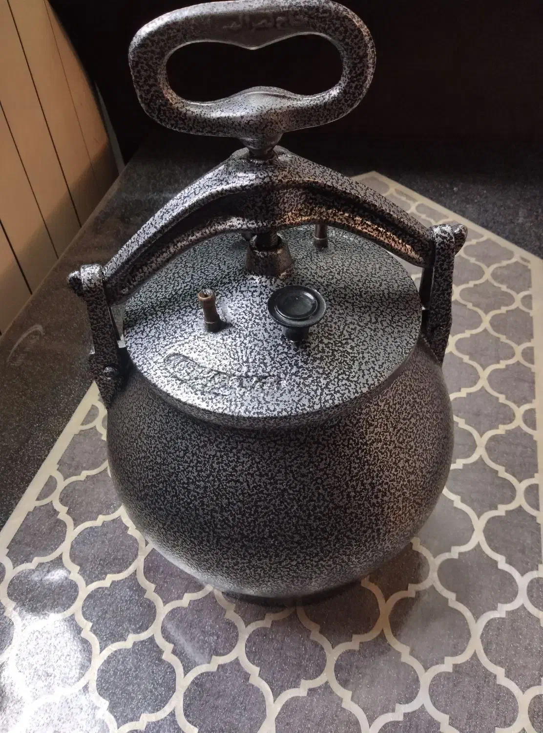 زود پز نو|ظروف پختوپز|بروجرد, |دیوار