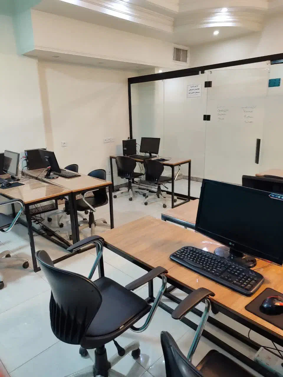 مجهزترین مرکز آموزشگاه کامپیوتر قم شعبه بنیاد|خدمات آموزشی|قم, بنیاد|دیوار