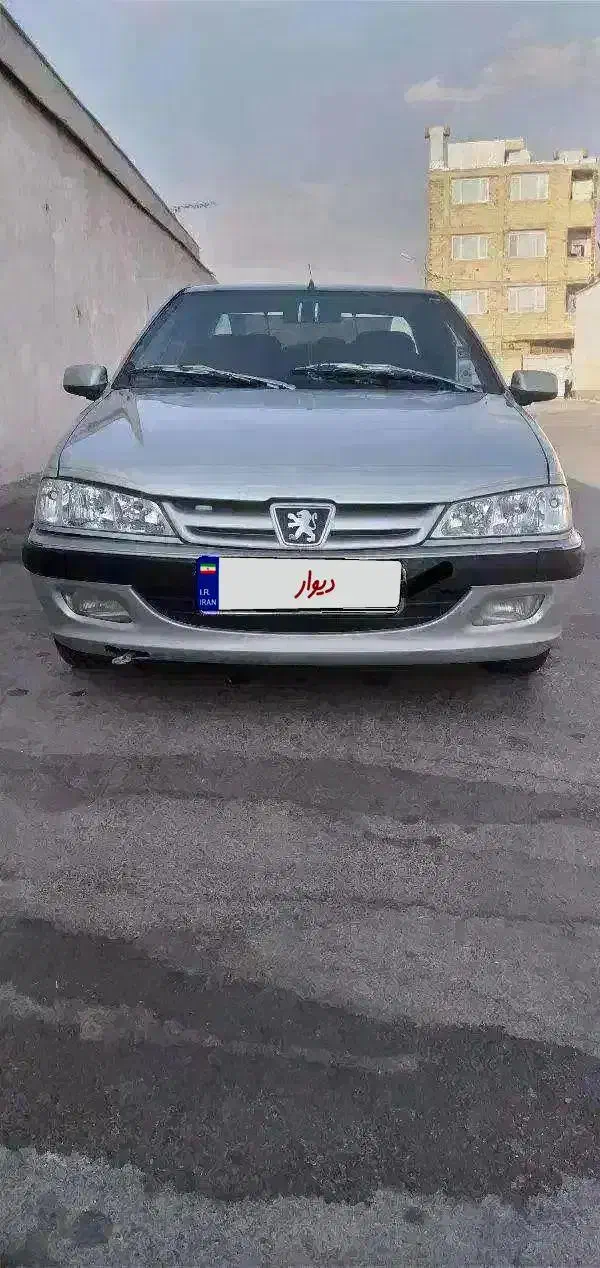 پارس فروش یا معاوضه با زانتیا|خودرو سواری و وانت|شیراز, شیشهگری|دیوار