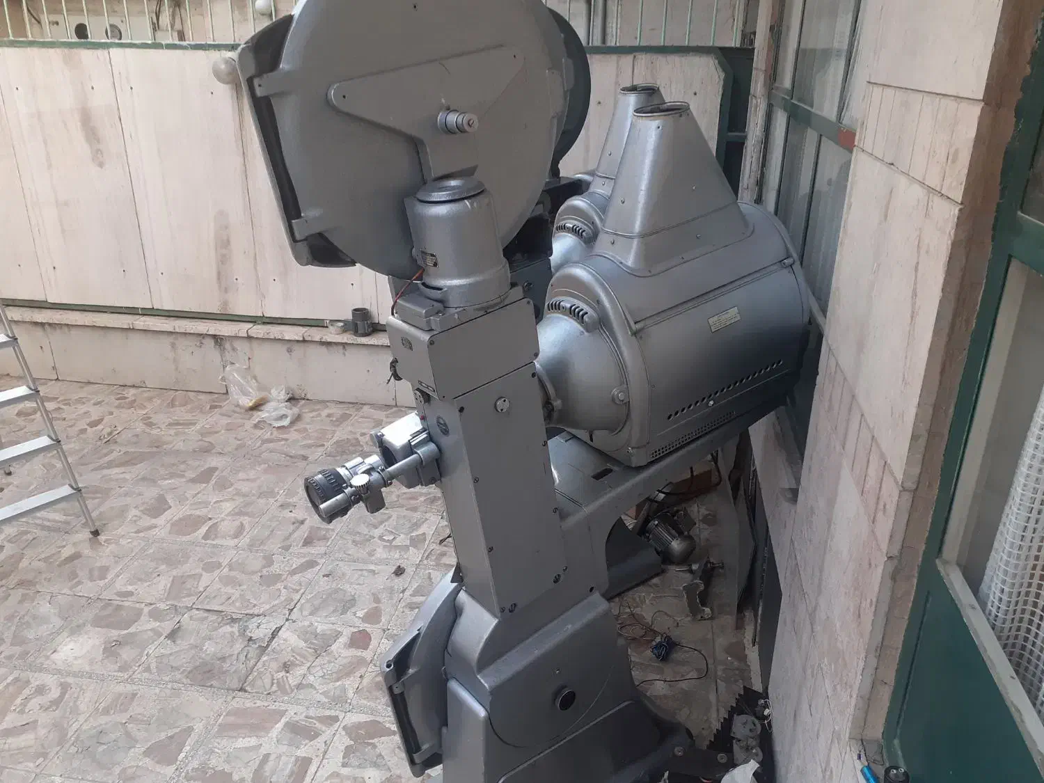 قیمت بصورت توافقی|کلکسیون اشیاء عتیقه|تهران, فردوسی|دیوار