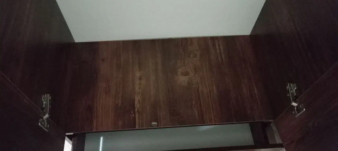 کمد دراور درحد نو|جاکفشی، کمد، دراور|رشت, باهنر|دیوار