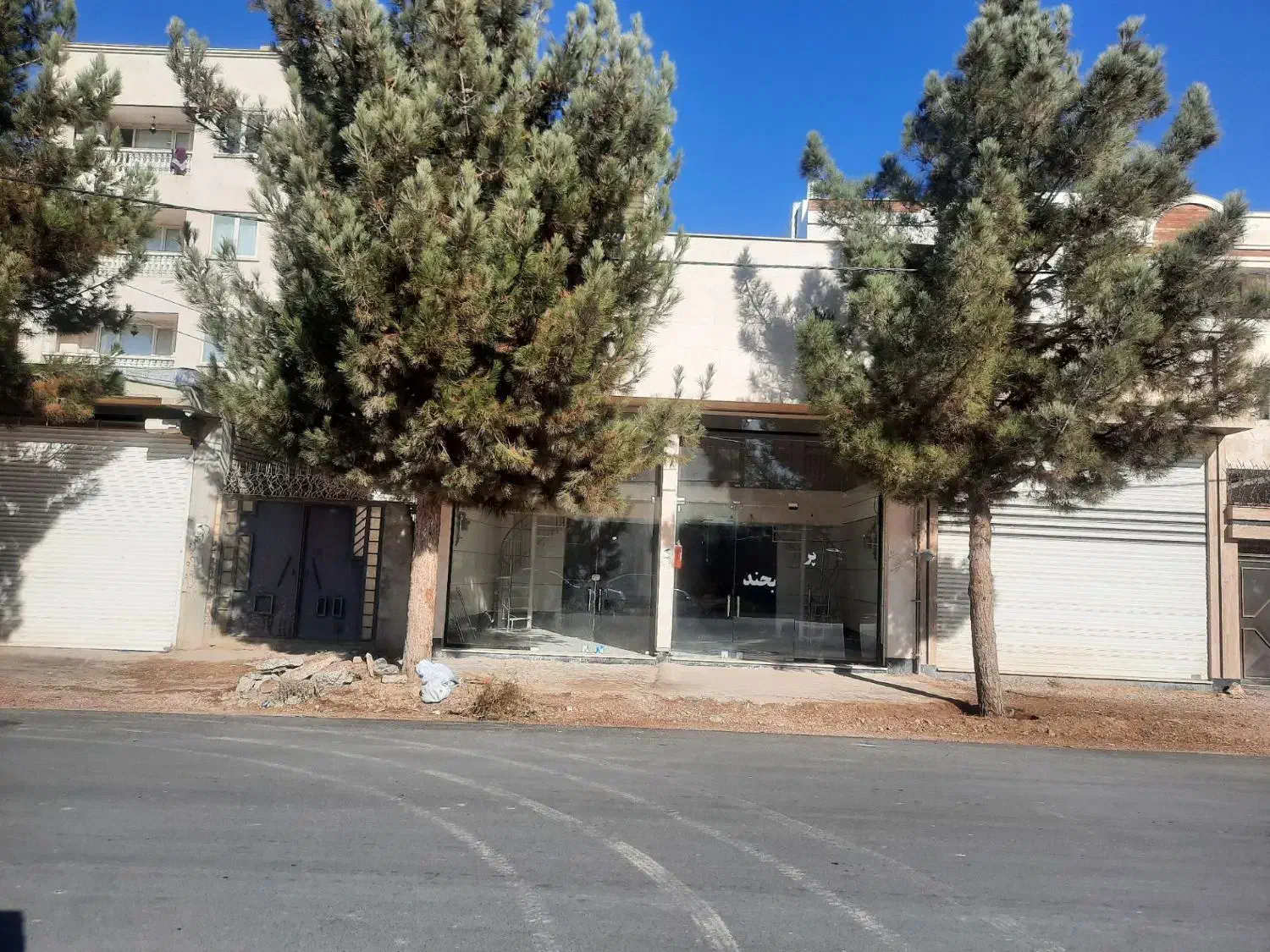 اجاره ۲ باب مغازه ۸۴ متری|اجارهٔ مغازه و غرفه|بجنورد, |دیوار