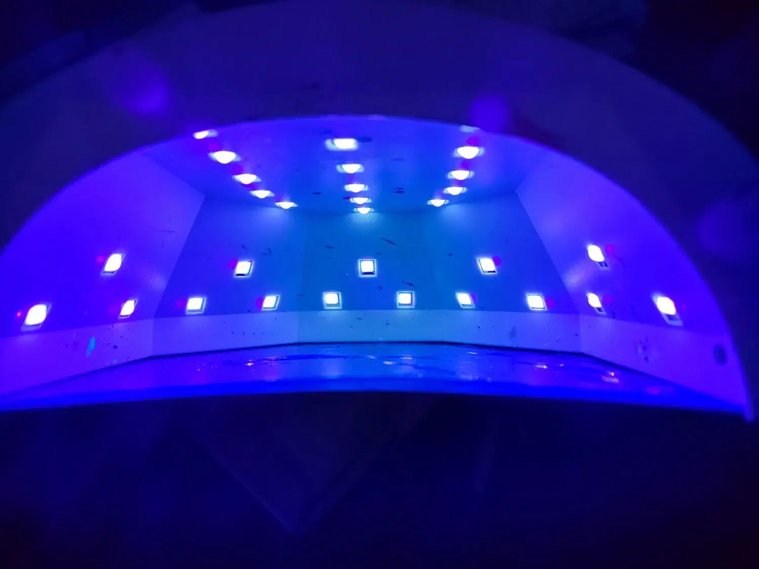 دستگاه یو وی|آرایشی، بهداشتی، درمانی|قرچک, مهدیه|دیوار