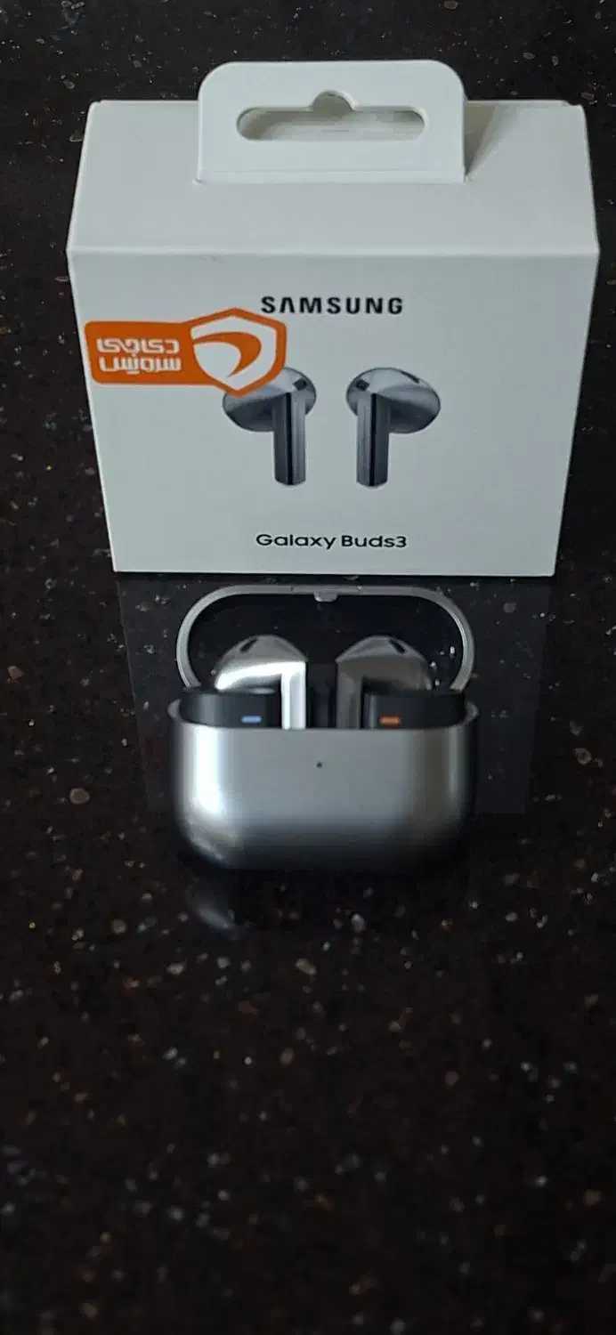 سامسونگ گلکسی بادز 3(معمولی)|پخش‌کننده همراه|تهران, صد دستگاه|دیوار