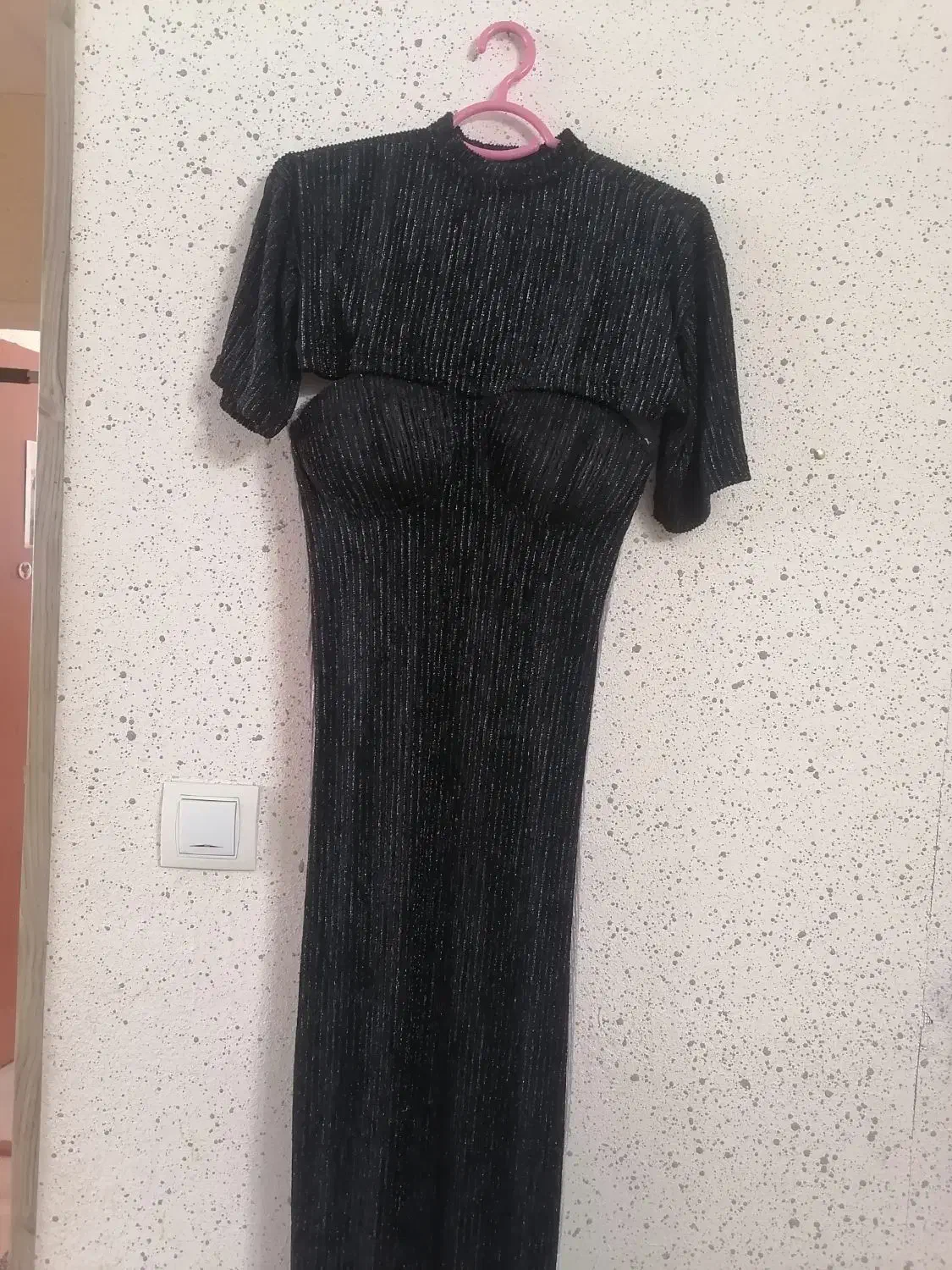 لباس مجلسی|لباس|صدرا-فارس, فاز ۲|دیوار