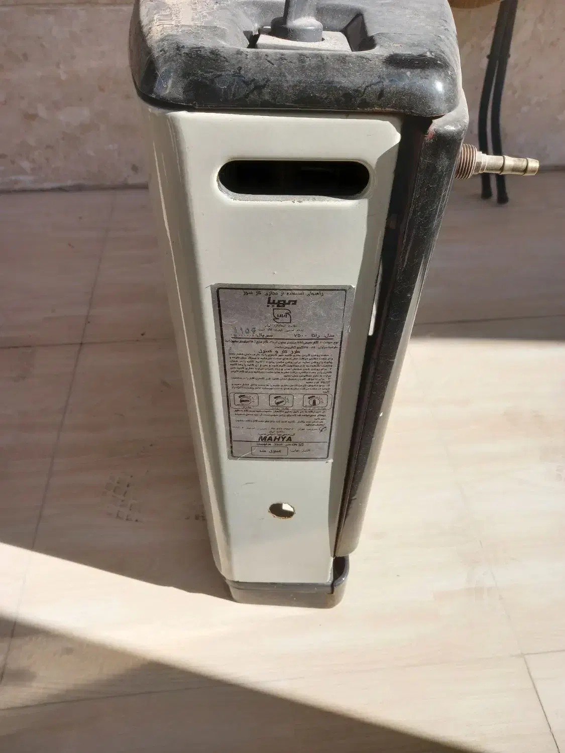 یک عدد بخاری گازی۷۵۰۰مهیا|بخاری، هیتر، شومینه|تبریز, |دیوار