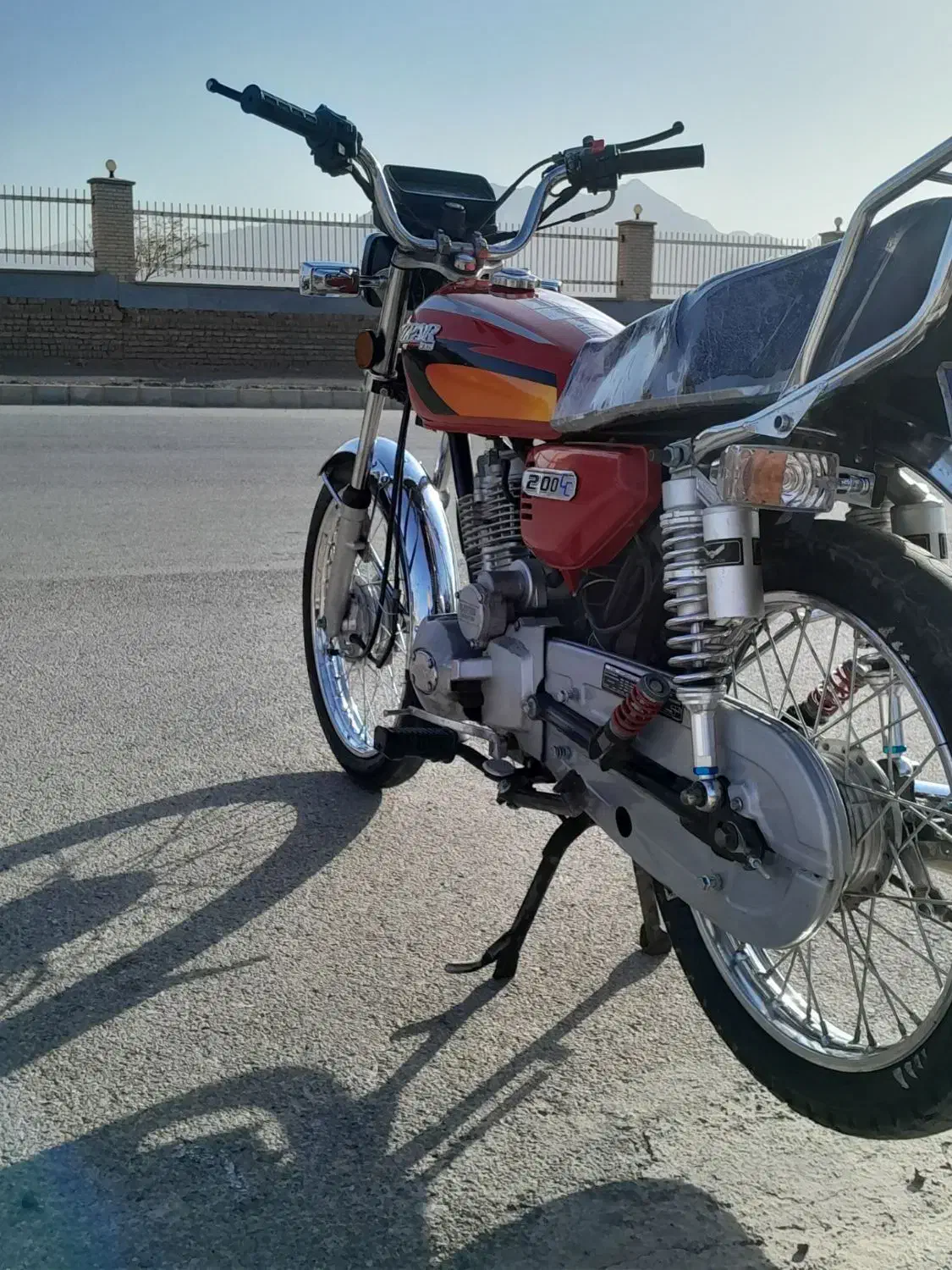 200پرواز مدل ۹۴ قیمت توافقی|موتورسیکلت|بجستان, |دیوار