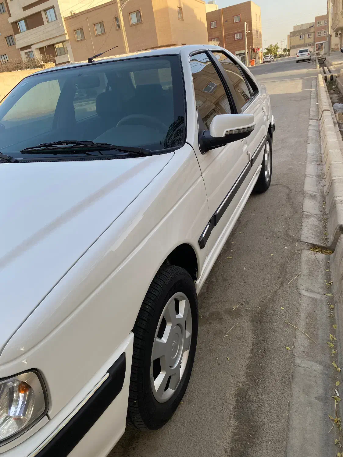 پژو پارس xu7p 1402|خودرو سواری و وانت|شاهین‌شهر, فردوسی|دیوار