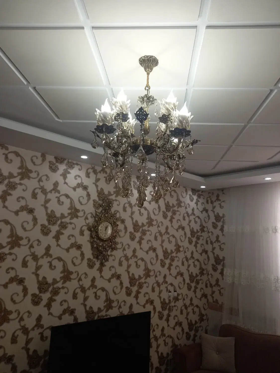 لوستر ۸ شاخه برنز|لوستر و چراغ آویز|کامیاران, |دیوار