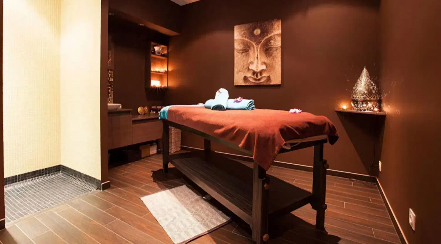 ماساژ درمحل شما|خدمات آرایشگری و زیبایی|تهران, شیخ هادی|دیوار