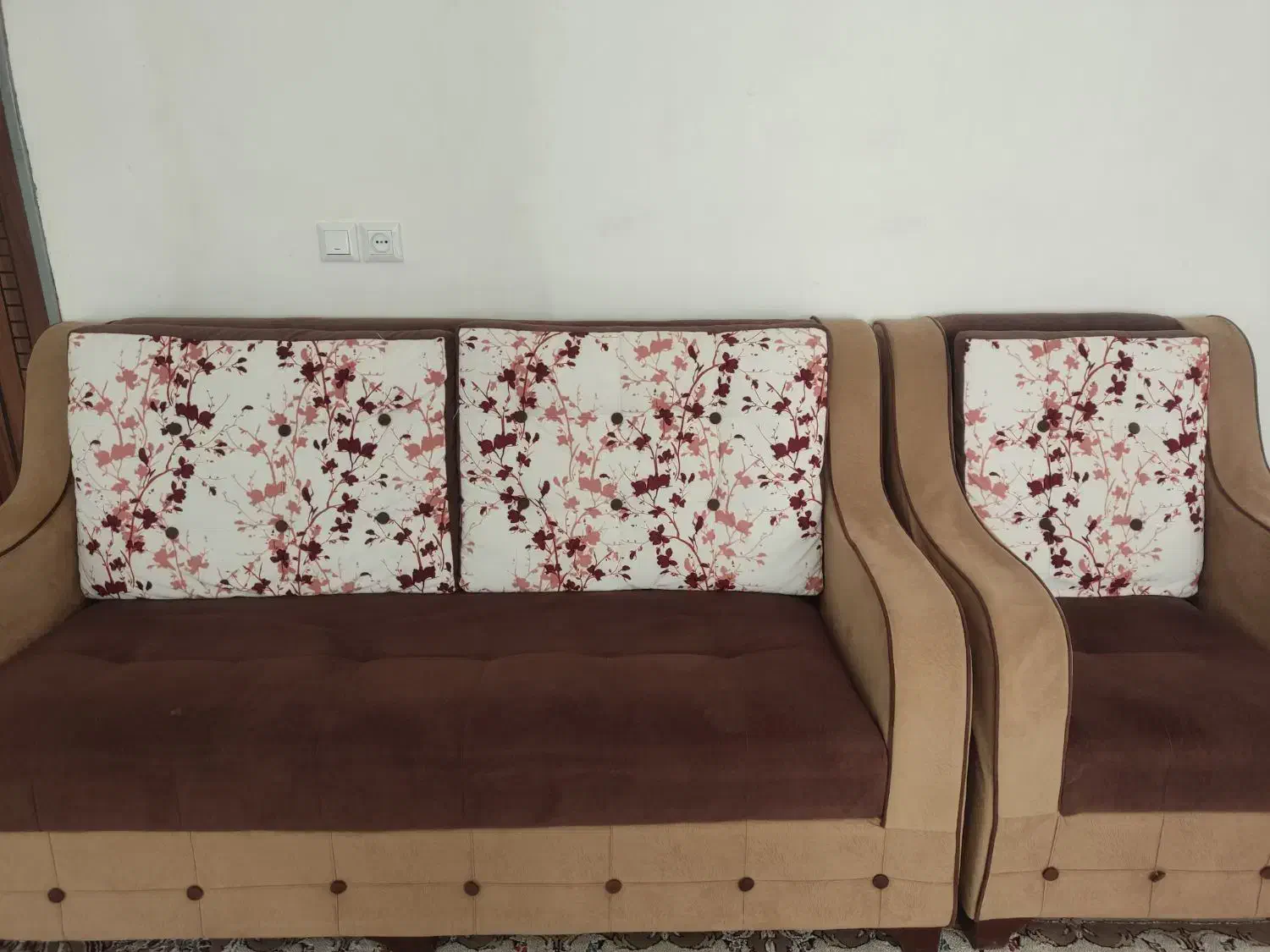 مبل هفت نفره|مبلمان خانگی و میز عسلی|نیشابور, فضل|دیوار