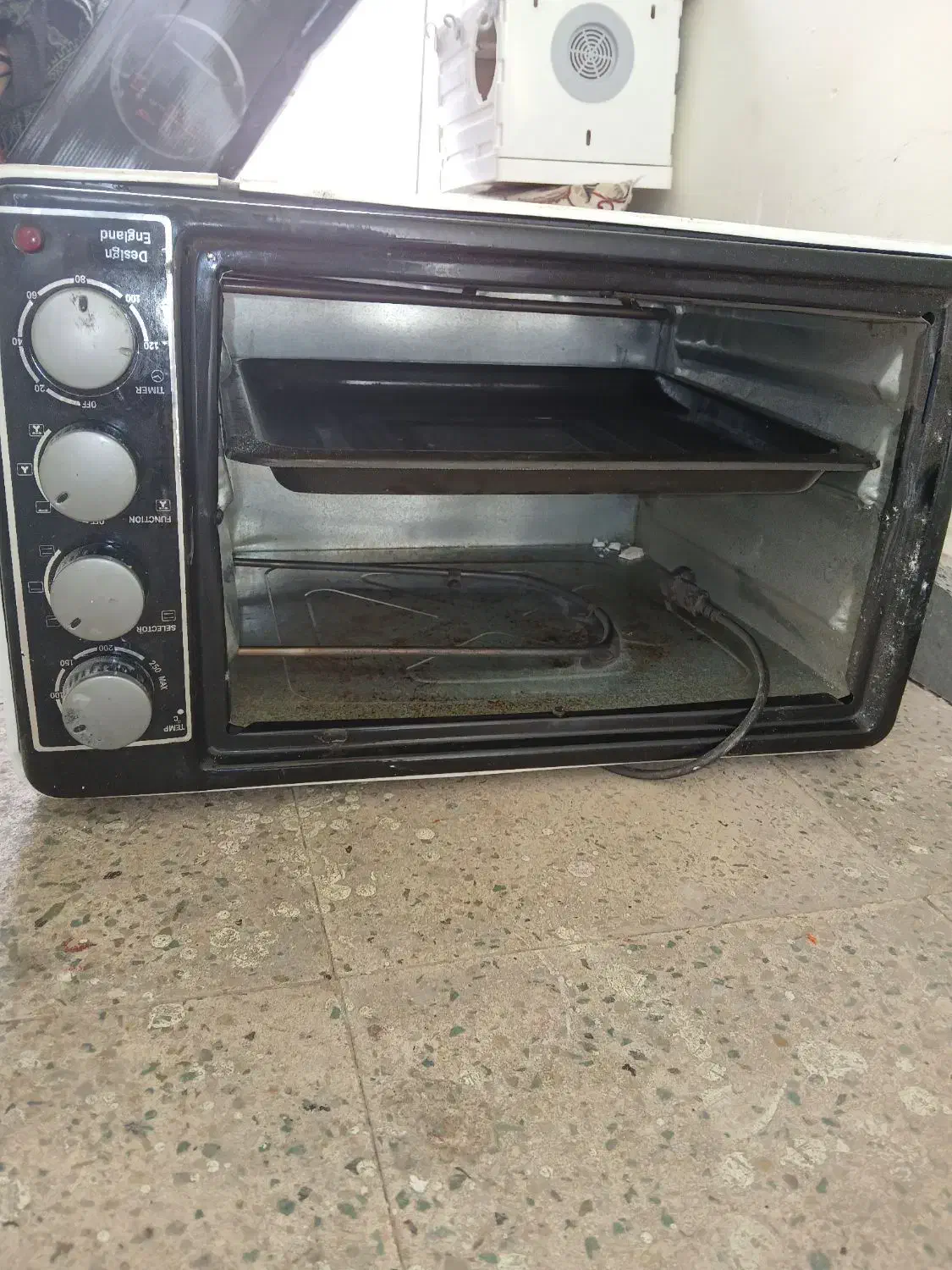 یک عدد ماکروفرمخصوص پیتزا درست کردن و ....|اجاق گاز و لوازم برقی پخت‌وپز|ایلام, |دیوار