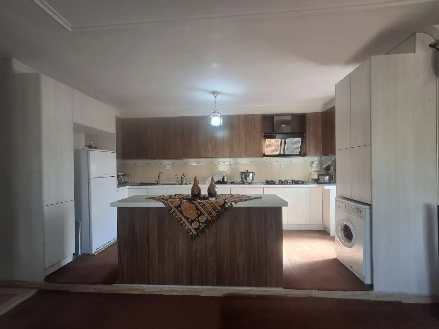 مجتمع پاسارگاد طبقه هفتم فول امکانات ۹۲ متر|فروش آپارتمان|بروجرد, |دیوار