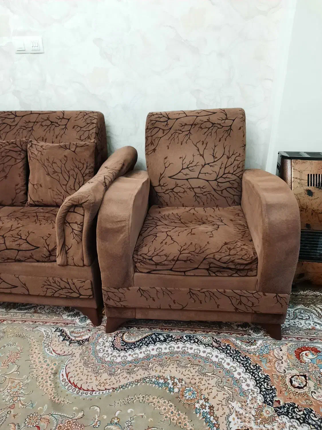 مبل راحتی مخمل ۷نفره|مبلمان خانگی و میز عسلی|تهران, خاک سفید|دیوار