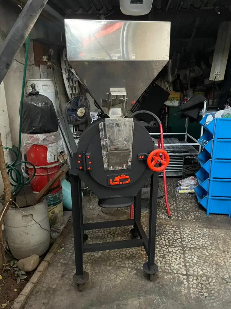 آسیاب رجبی|ماشین‌آلات صنعتی|رشت, یخسازی|دیوار