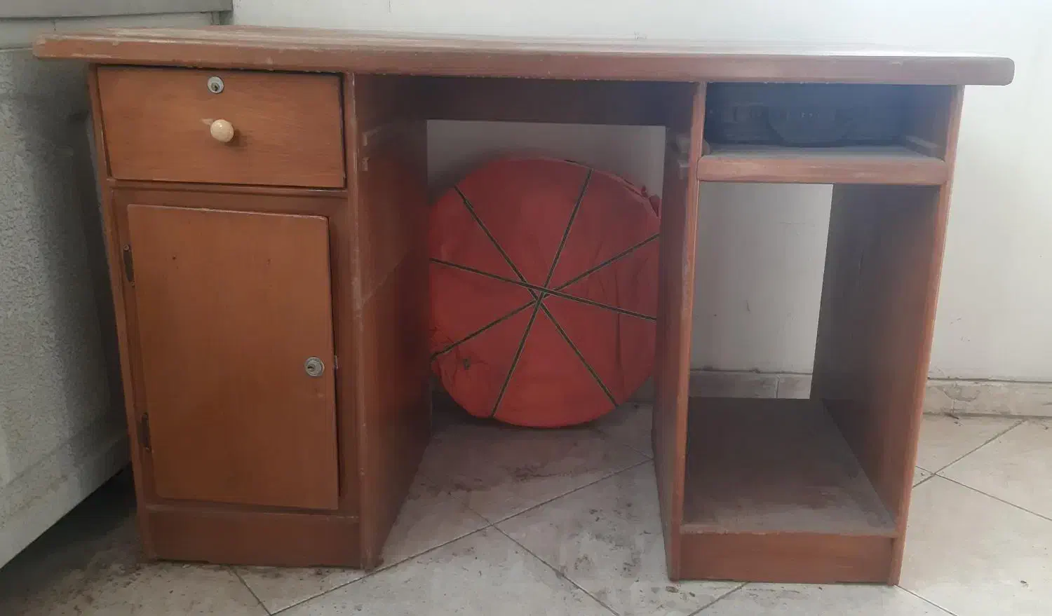 میز تحریر چوبی|میز تحریر و کامپیوتر|پاکدشت, پاکدشت (مامازند)|دیوار