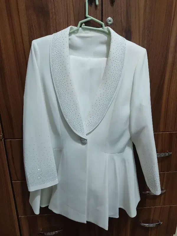 کت‌وشلوار سفید مجلسی|لباس|مشکین‌دشت, |دیوار