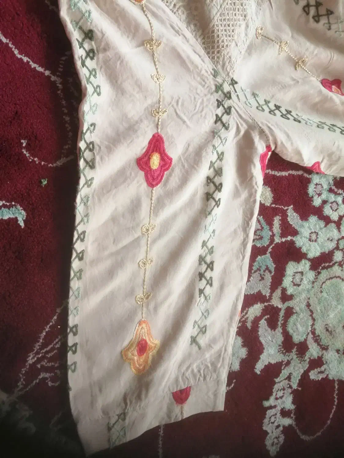 بلوز نخی|لباس|سبزوار, باهنر|دیوار