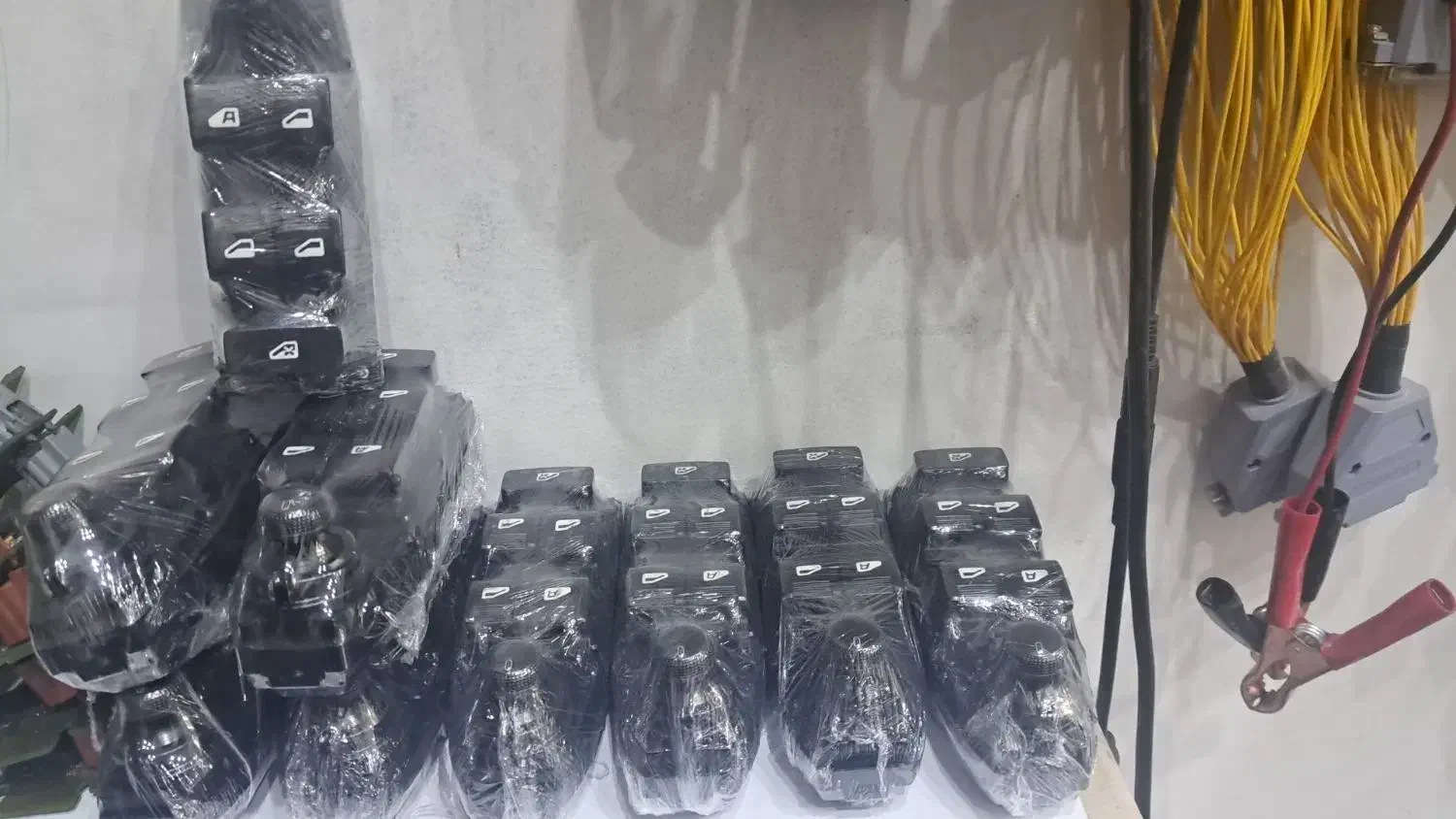 تعمیر فروش ccn کلیدشیشه بالابر fn سمند و رانا|قطعات یدکی و لوازم جانبی|شیراز, دروازه اصفهان|دیوار