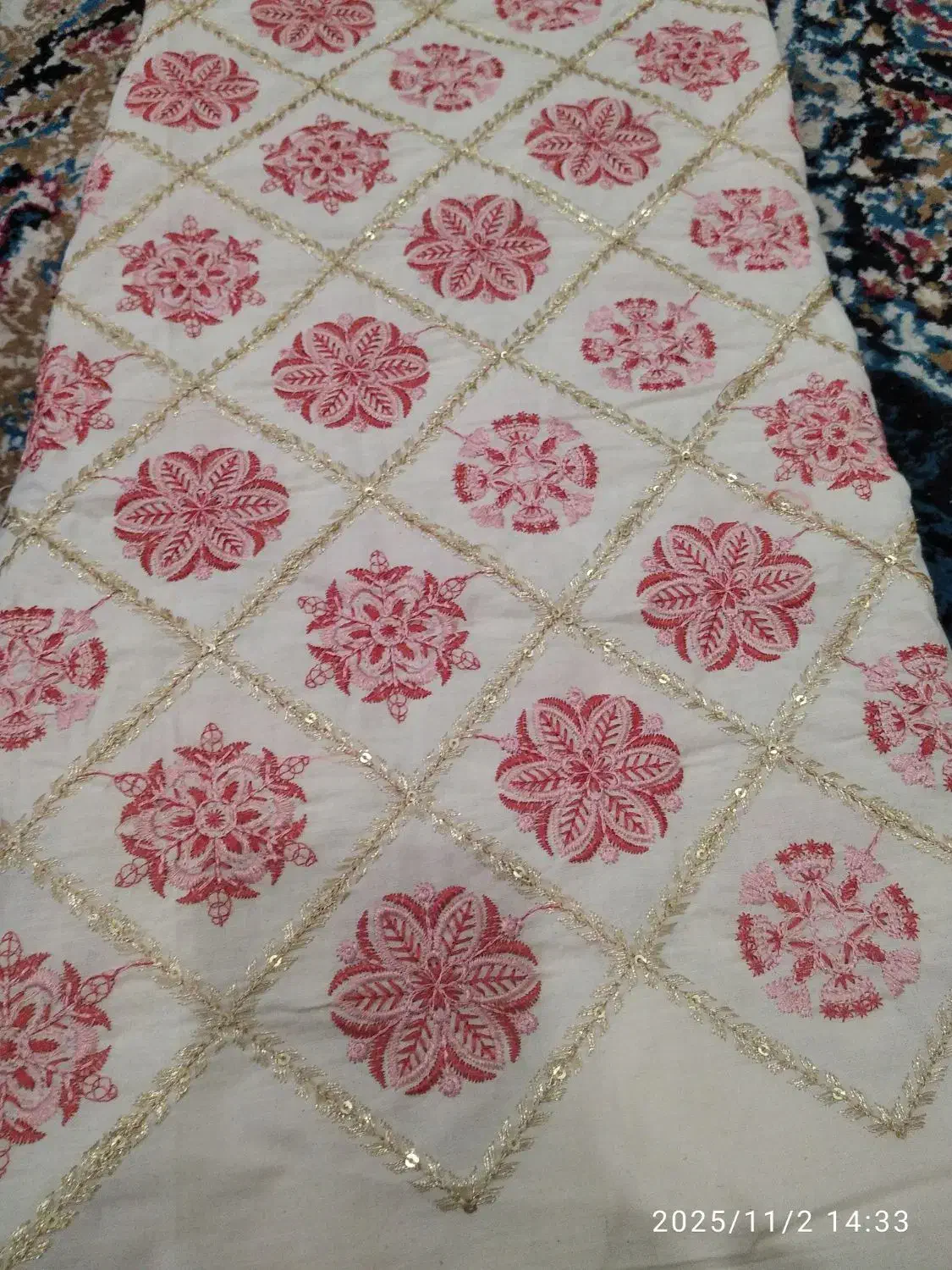 پارچه سوزندوز|لباس|زابل, |دیوار