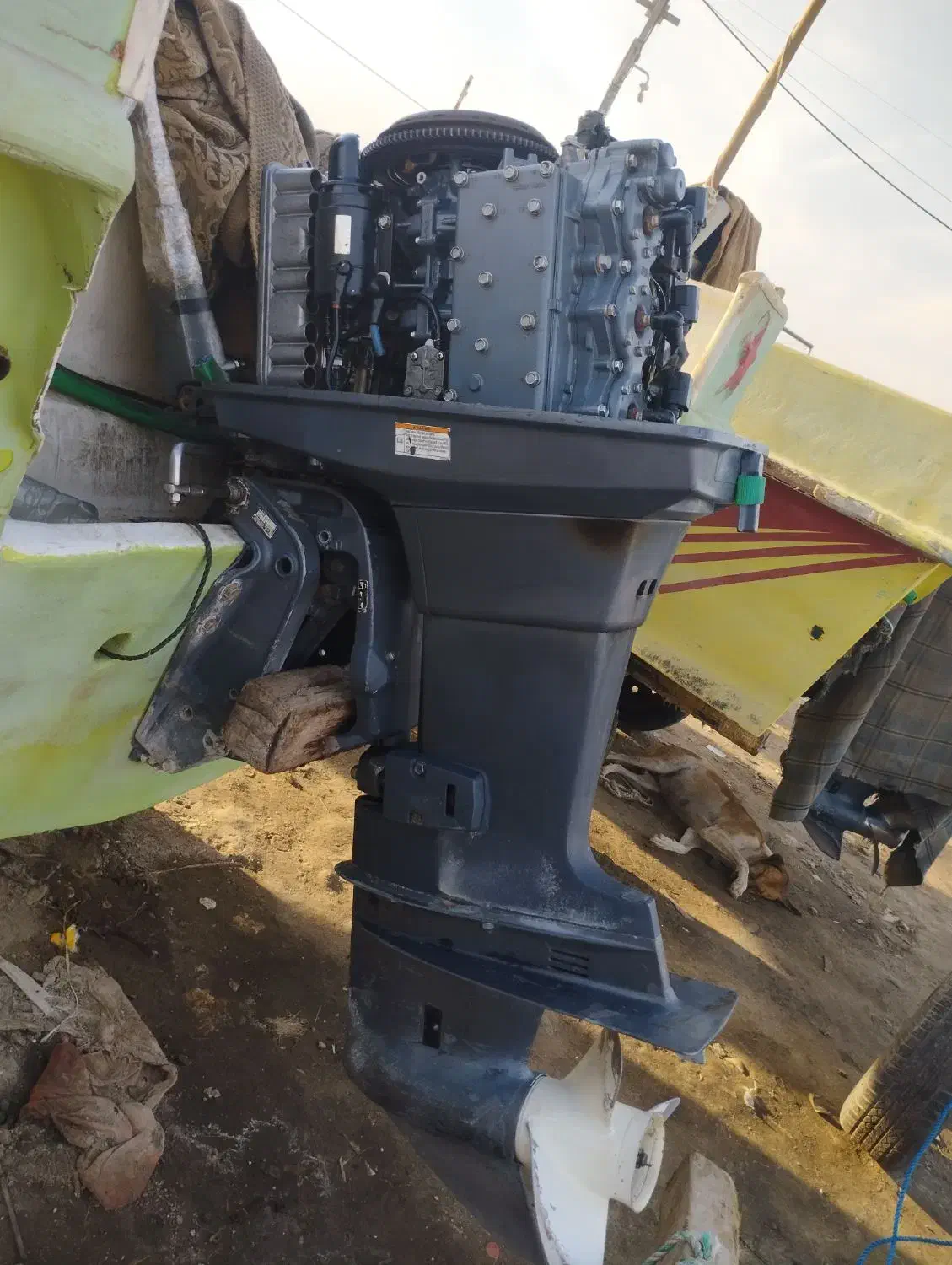 متور 85باتشت|قایق و سایر وسایل نقلیه|میناب, |دیوار