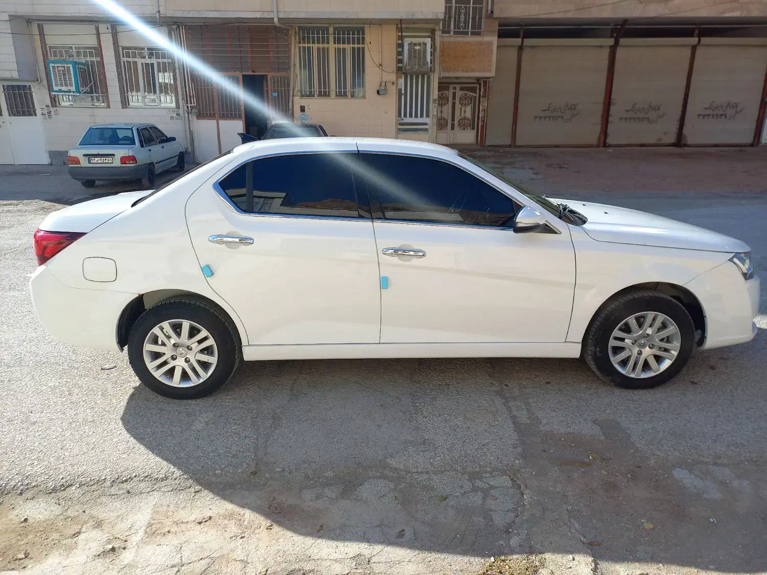 دنا پلاس ۶ دنده غیر توربو|خودرو سواری و وانت|کرمانشاه, |دیوار