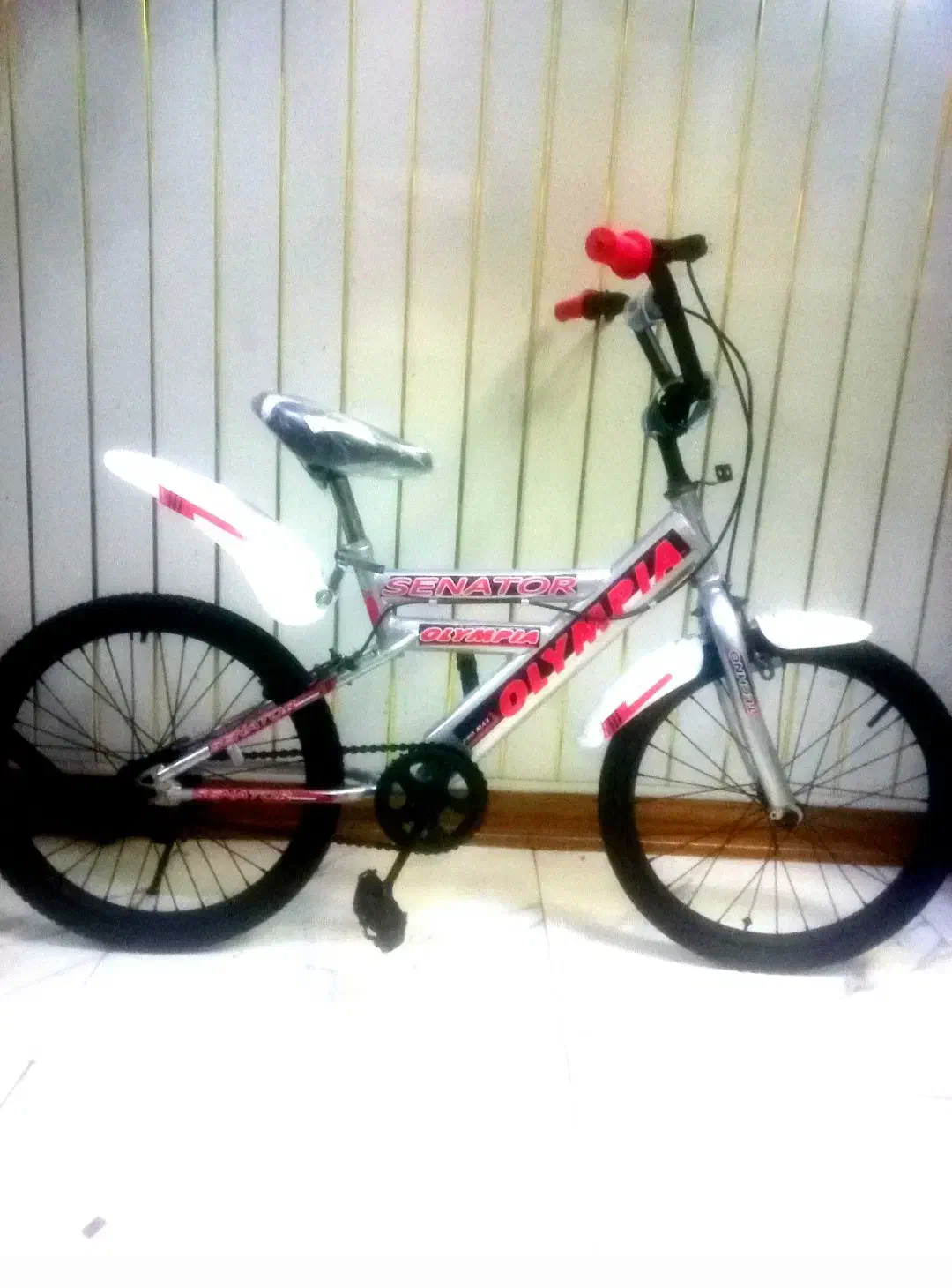 دوچرخه ۲۰ تمیز تمیز سالم سالم بدونه هیچ عیبی|دوچرخه، اسکیت، اسکوتر|قم, شاه ابراهیم|دیوار