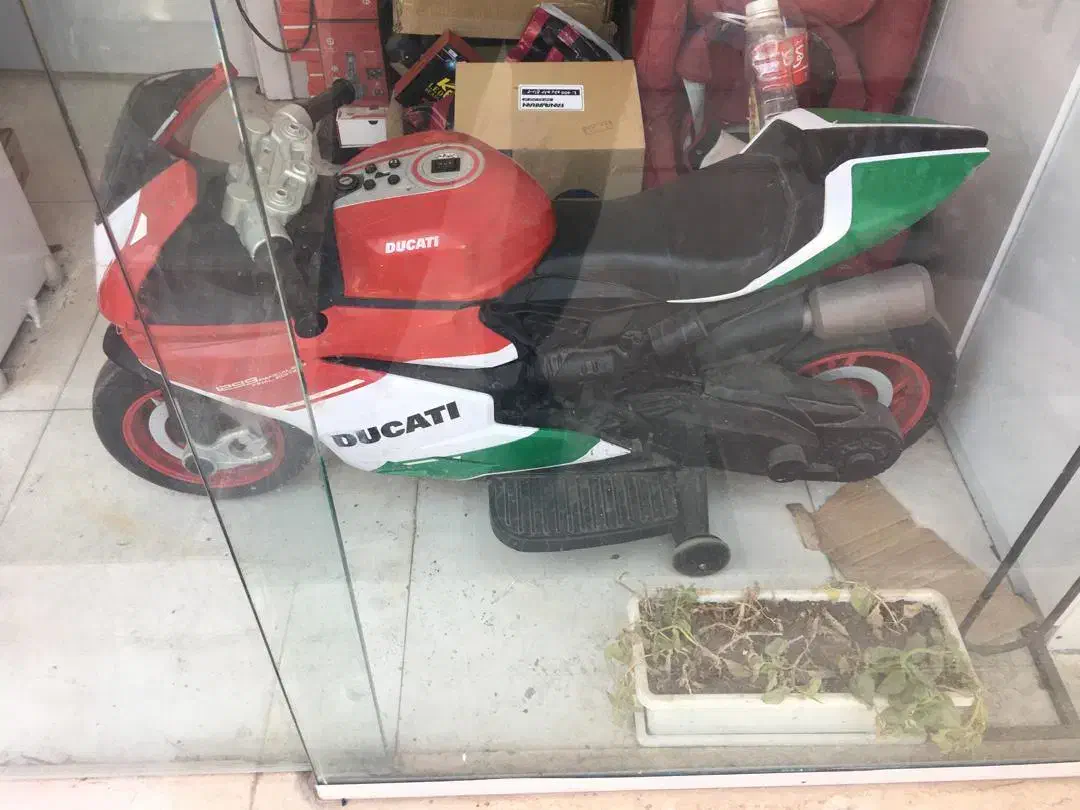 موتورشارژی کم کار|اسباب‌بازی بچه|ورامین, ورامین|دیوار