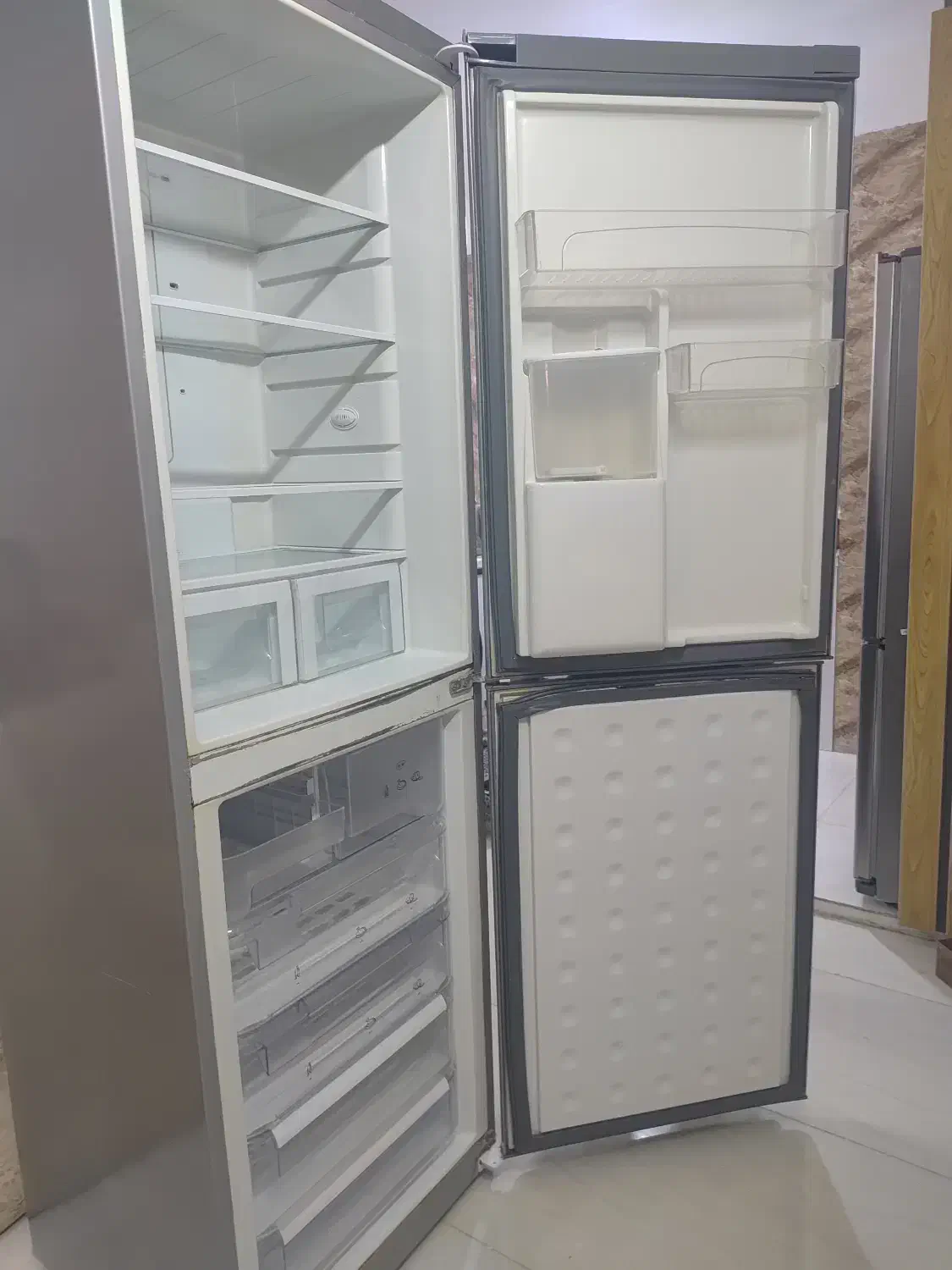 چند وسیله خانگی تمیز و درحد نو|یخچال و فریزر|اسلامشهر, شهرک مهدیه|دیوار