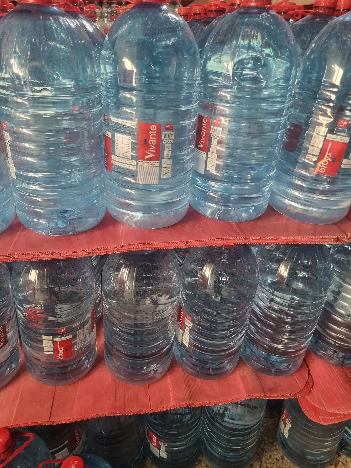 آب معدنی 10لیتری گالنی ویوانت|خوردنی و آشامیدنی|اصفهان, ارغوانیه|دیوار