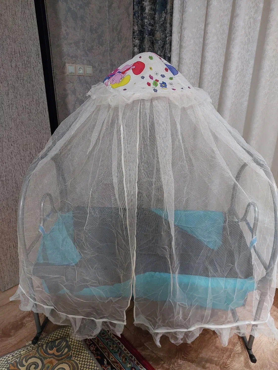 نانی یا گهواره کودک|اسباب و اثاث بچه|رشت, جانبازان|دیوار