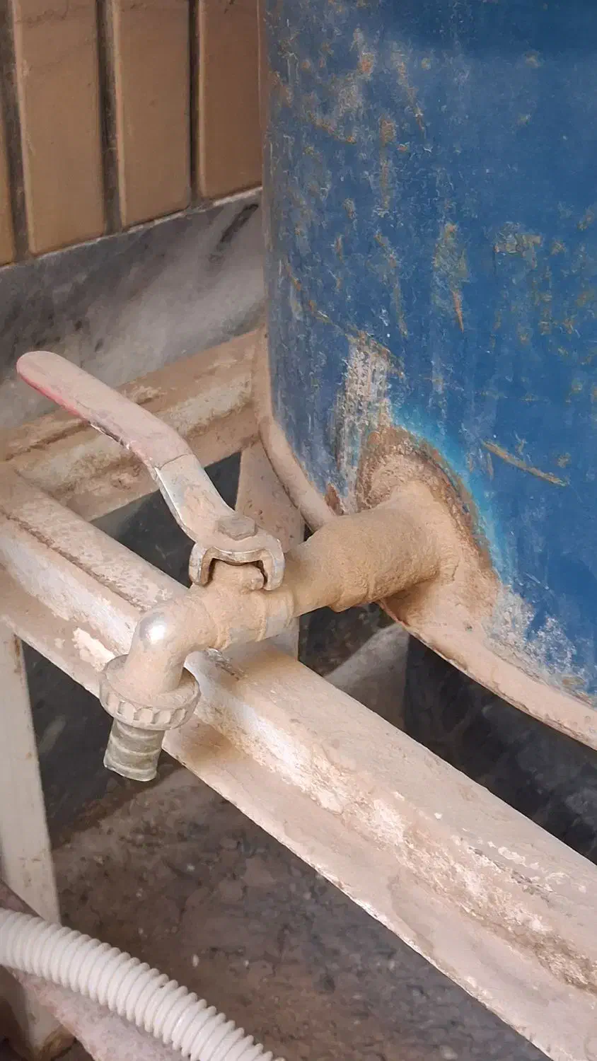 بشکه نفت ۲۲۰ لیتری شیر دار|مصالح و تجهیزات ساختمان|زابل, |دیوار