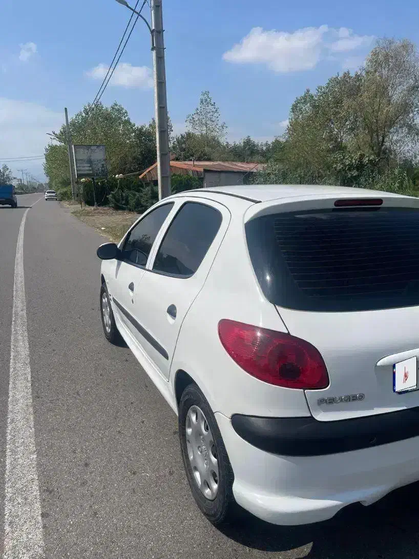 پژو ۲۰۶ تیپ ۵ بی رنگ|خودرو سواری و وانت|رشت, معلم|دیوار