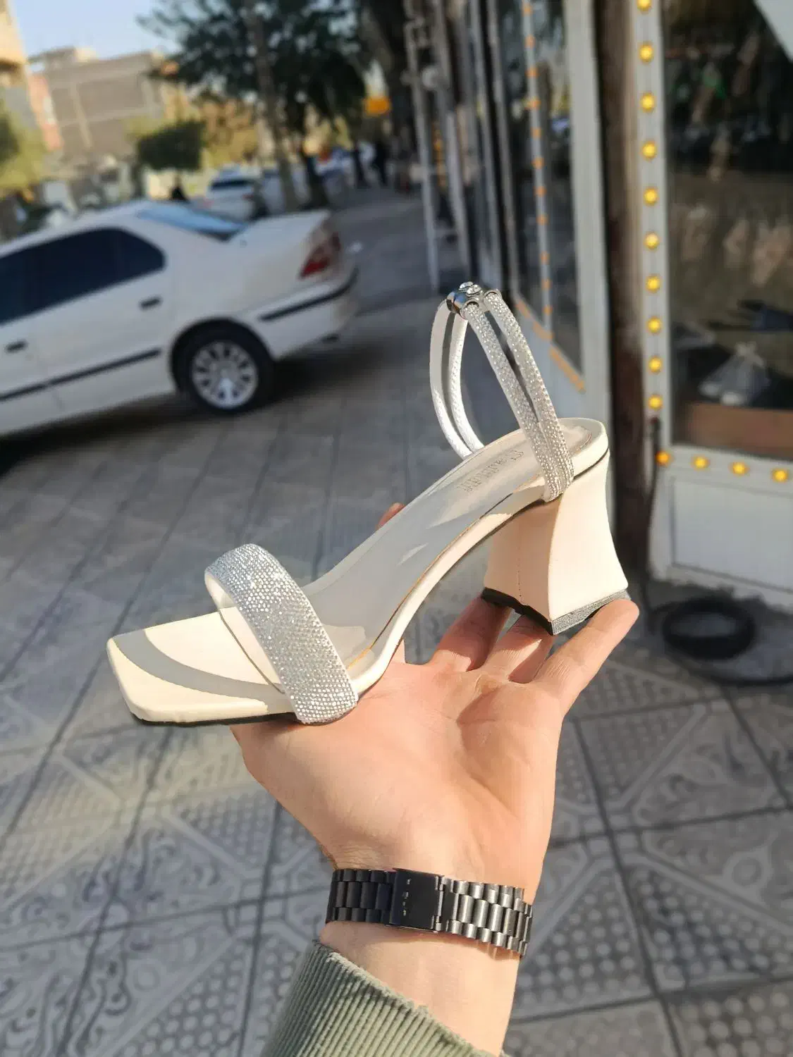 تولید صندل مجلسی رنگبندی ب دلخواه مشتری|کیف، کفش، کمربند|بوکان, |دیوار