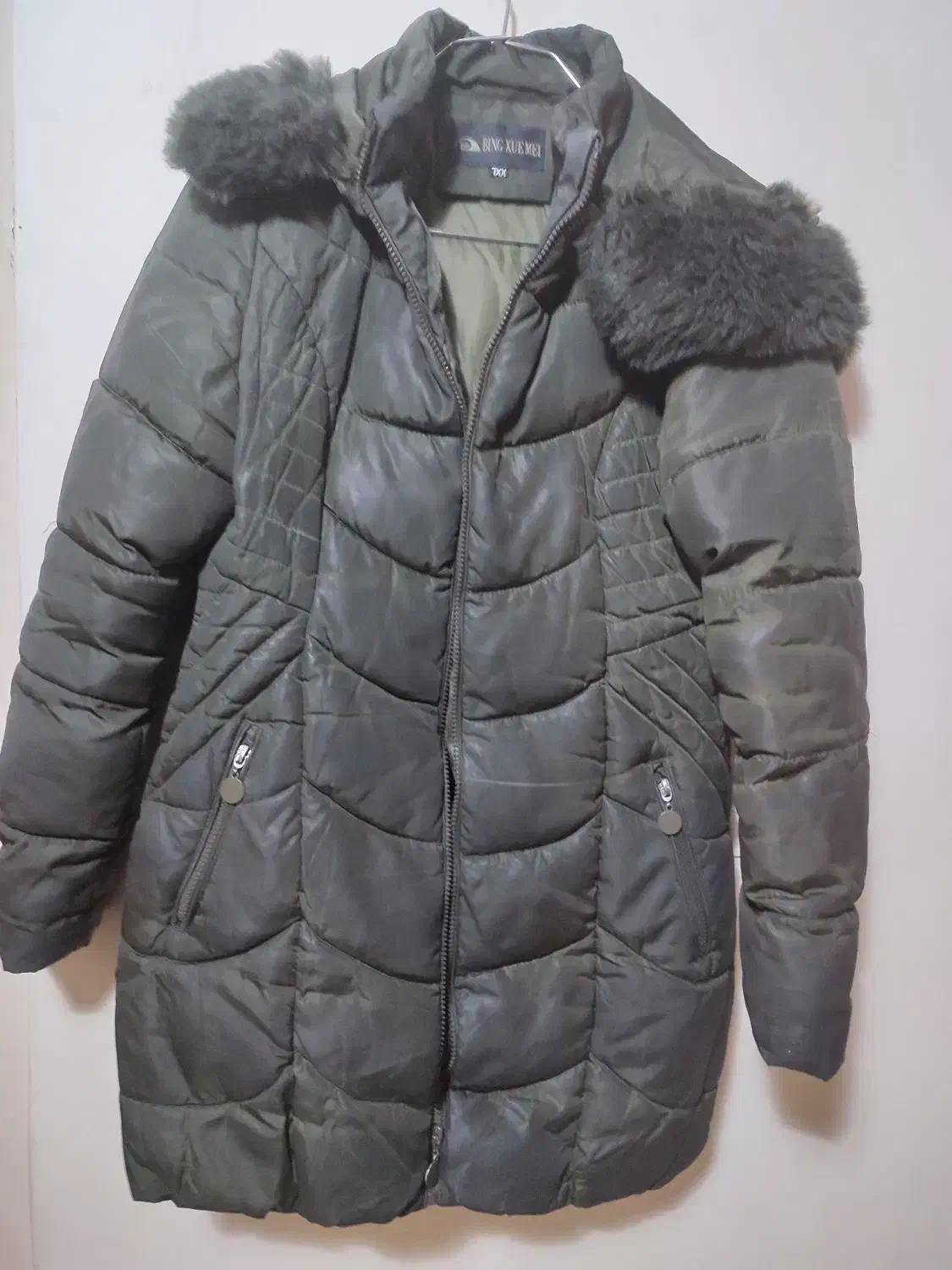 تعدادی بارانی و پالتو زنانه ودخترانه|لباس|تبریز, |دیوار