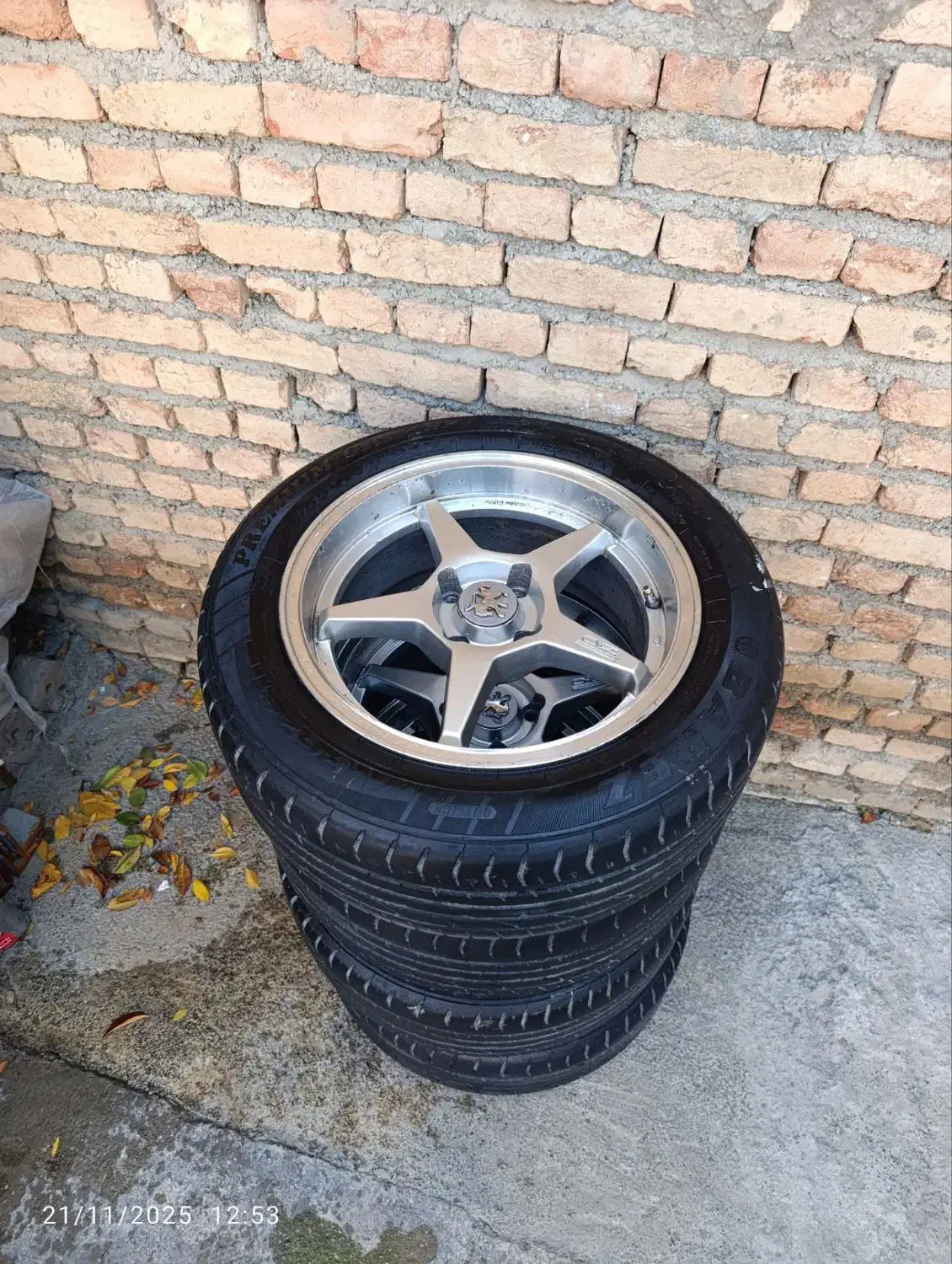 رینگ پنج پر درحد نو|قطعات یدکی و لوازم جانبی|سلماس, |دیوار