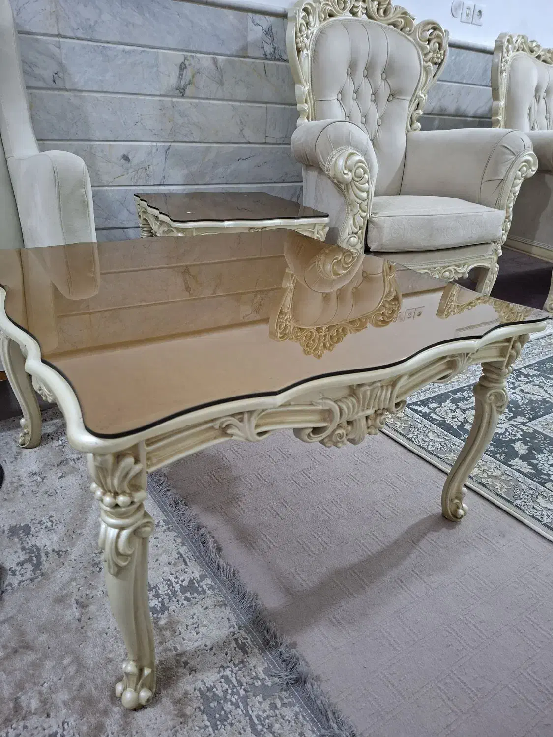 مبلمان سلطنتی استیل ۷ نفره در حد نو|مبلمان خانگی و میز عسلی|قم, زنبیل آباد|دیوار