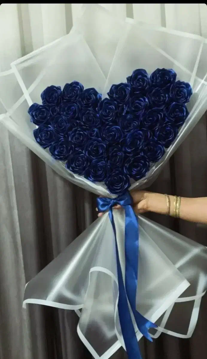 دسته گل هدیه یلدا و خواستگاری|گل مصنوعی|دورود, |دیوار