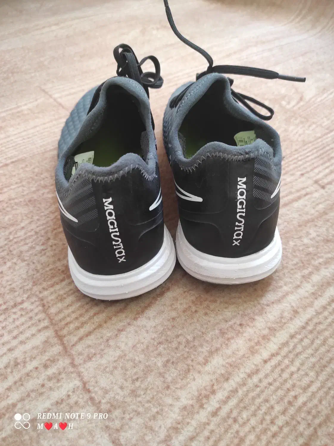 کفش فوتسال نایک مجیستا سایز ۴۱|کیف، کفش، کمربند|مرند, |دیوار