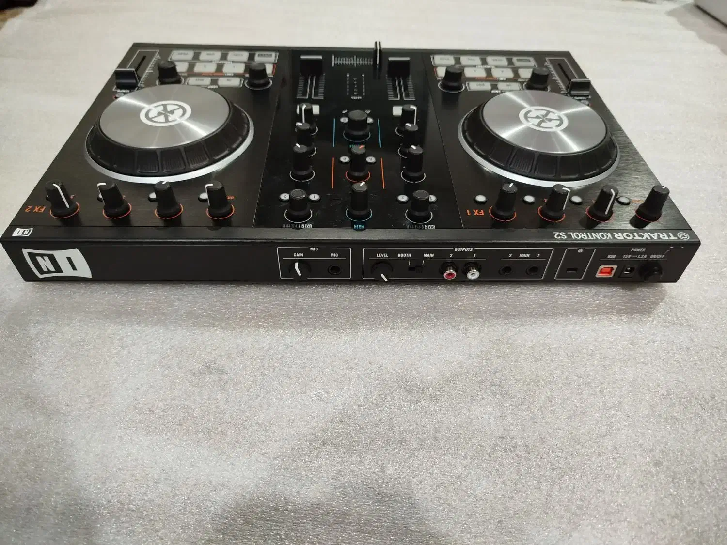 دستگاه دی جی مدل Traktor Kontrol S2|آلات موسیقی|شیراز, فرهنگ شهر|دیوار